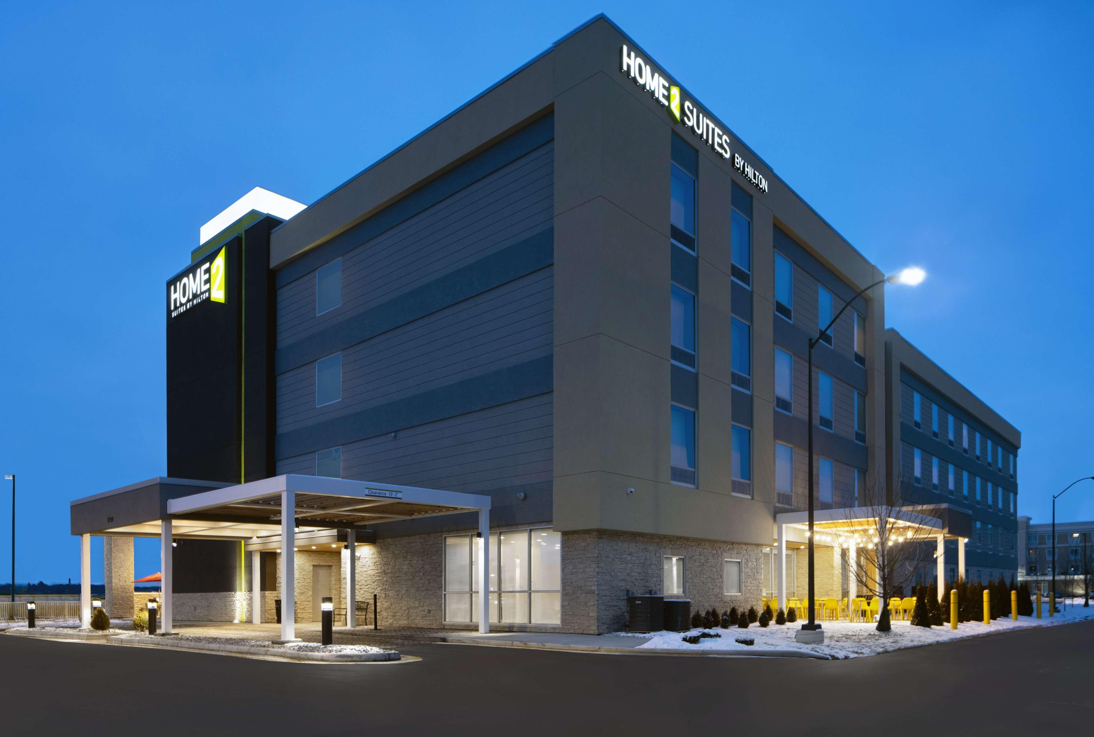 Home2 Suites By Hilton Richmond Exterior photo
