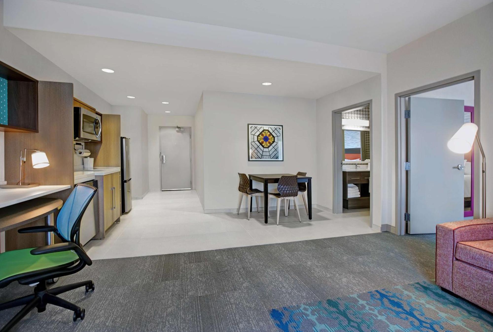 Home2 Suites By Hilton Richmond Exterior photo